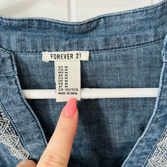 Forever 21 denim tunic. Pockets. Boho embroidered detail on front. Super cute. - Picture 3 of 3